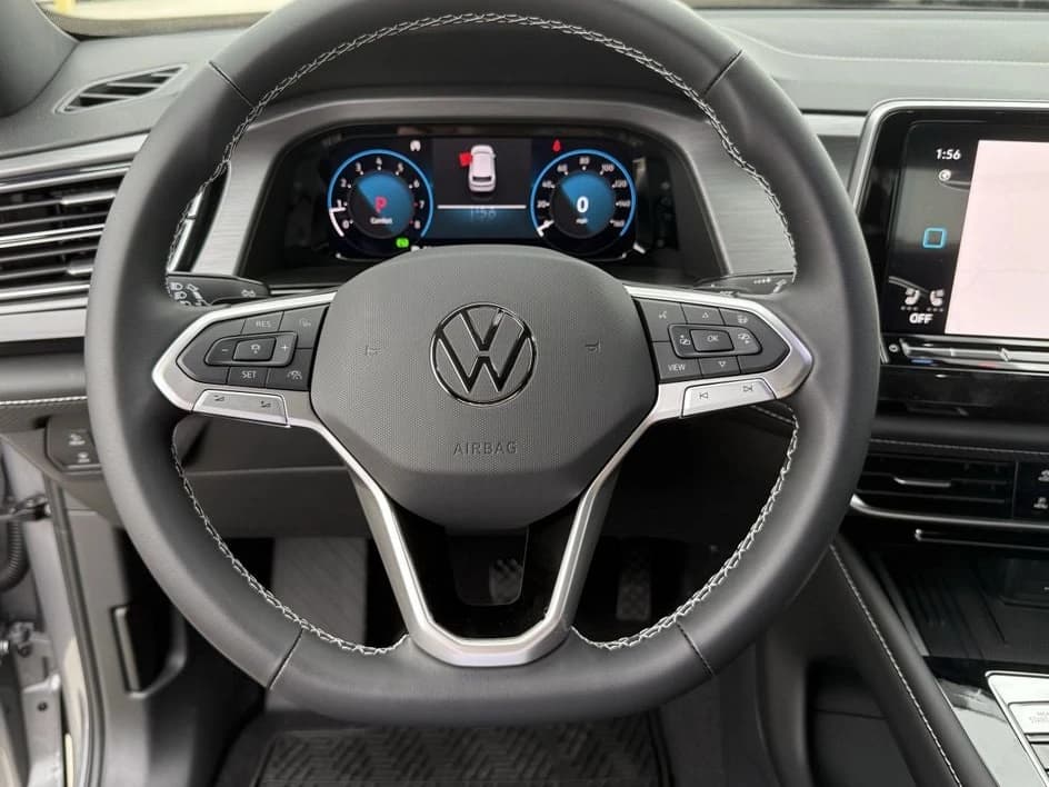 Volkswagen Atlas Cross Sport 2.0T SE w/Technology FWD 2026 — side view