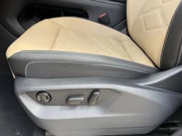 Volkswagen Atlas Cross Sport 2.0T SE w/Technology FWD 2026 — side view