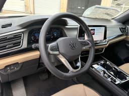 Volkswagen Atlas Cross Sport 2.0T SE w/Technology FWD 2026 — side view