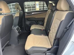Volkswagen Atlas Cross Sport 2.0T SE w/Technology FWD 2026 — side view