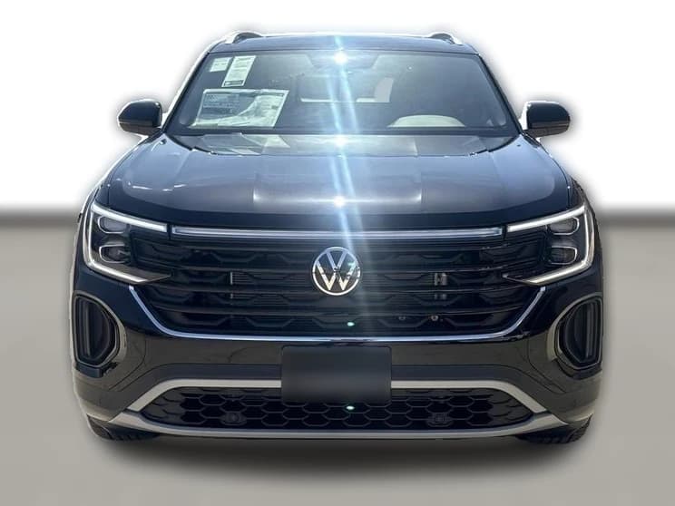 Volkswagen Atlas Cross Sport 2.0T SE w/Technology FWD 2026 — side view
