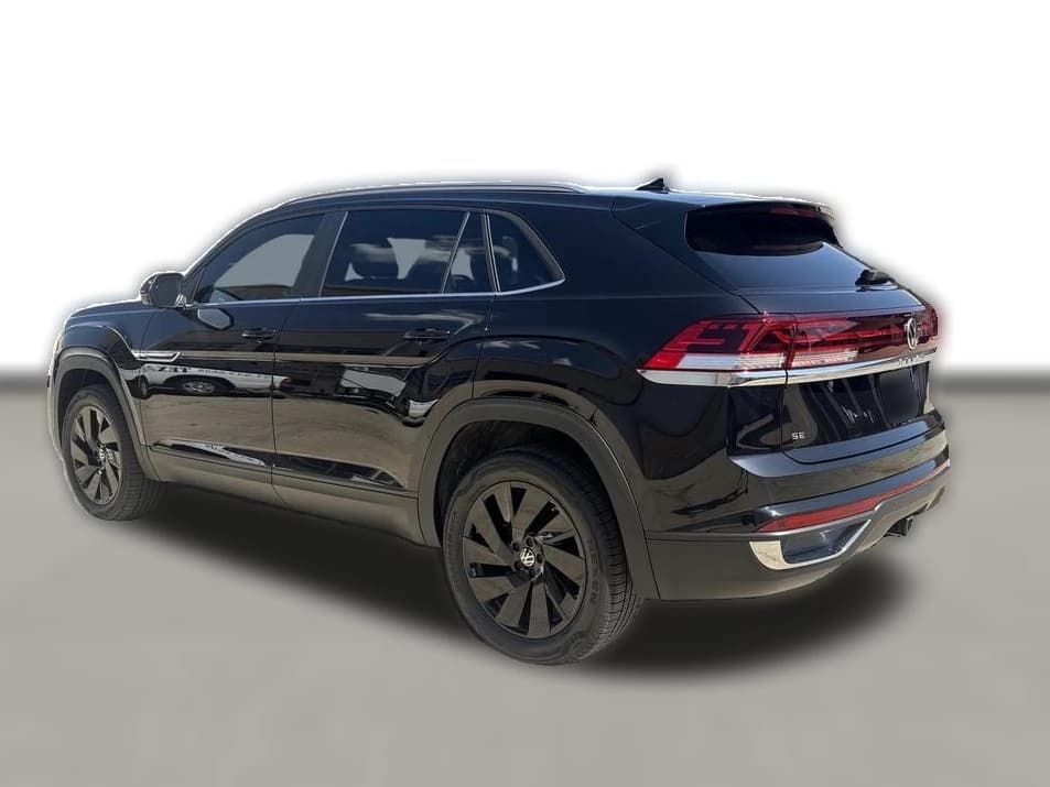Volkswagen Atlas Cross Sport 2.0T SE w/Technology FWD 2026 — side view