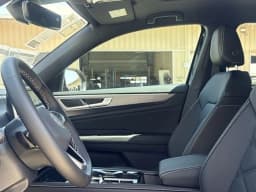 Volkswagen Atlas Cross Sport 2.0T SE w/Technology FWD 2026 — side view