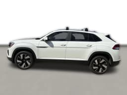 Volkswagen Atlas Cross Sport 2.0T SE w/Technology FWD 2026 — side view