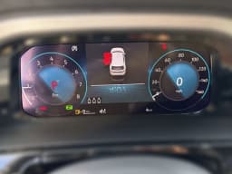 Volkswagen Atlas Cross Sport 2.0T SE w/Technology FWD 2026 — side view