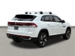 Volkswagen Atlas Cross Sport 2.0T SE w/Technology FWD 2026 — side view