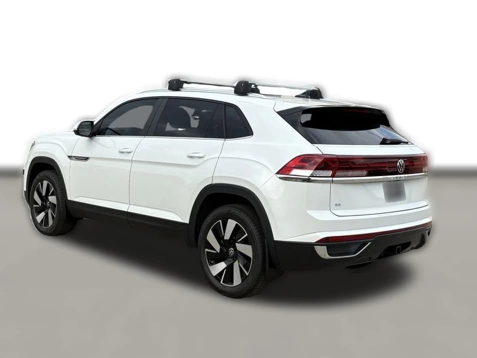 Volkswagen Atlas Cross Sport 2.0T SE w/Technology FWD 2026 — side view