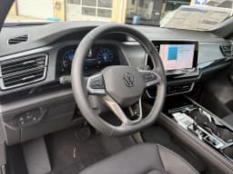 Volkswagen Atlas Cross Sport 2.0T SE w/Technology FWD 2026 — side view