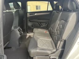Volkswagen Atlas Cross Sport 2.0T SE w/Technology FWD 2026 — side view