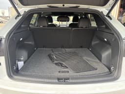 Volkswagen Atlas Cross Sport 2.0T SE w/Technology FWD 2026 — side view