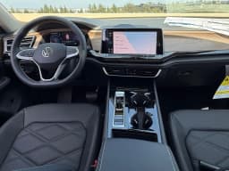 Volkswagen Atlas 2.0T SE w/Technology FWD 2026 — side view