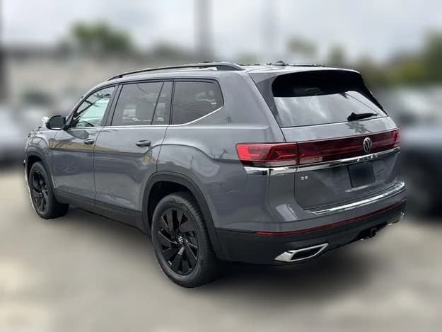 Volkswagen Atlas 2.0T SE w/Technology FWD 2026 — side view