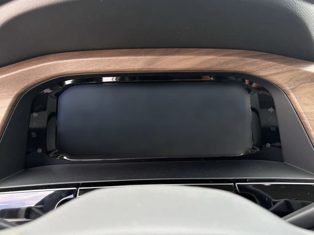 Volkswagen Atlas 2.0T SE w/Technology FWD 2026 — side view