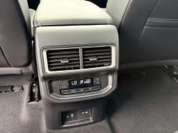 Volkswagen Atlas 2.0T SE w/Technology FWD 2026 — side view