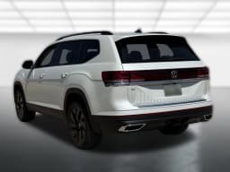 Volkswagen Atlas 2.0T SE w/Technology FWD 2026 — side view