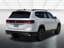 Volkswagen Atlas 2.0T SE w/Technology FWD 2026 — side view
