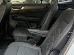 Volkswagen Atlas 2.0T SE w/Technology FWD 2026 — side view