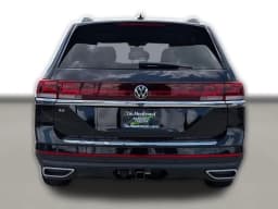 Volkswagen Atlas 2.0T SE w/Technology FWD 2026 — side view