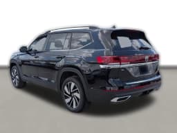 Volkswagen Atlas 2.0T SE w/Technology FWD 2026 — side view