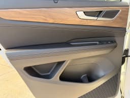 Volkswagen Atlas 2.0T SE w/Technology FWD 2026 — side view