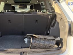 Volkswagen Atlas 2.0T SE w/Technology FWD 2026 — side view