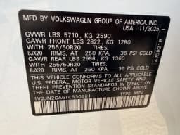 Volkswagen Atlas 2.0T SE w/Technology FWD 2026 — side view
