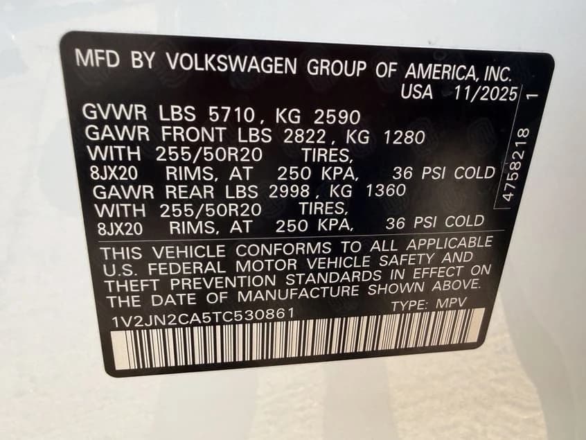 Volkswagen Atlas 2.0T SE w/Technology FWD 2026 — side view