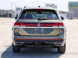 Volkswagen Atlas 2.0T SE w/Technology FWD 2026 — side view