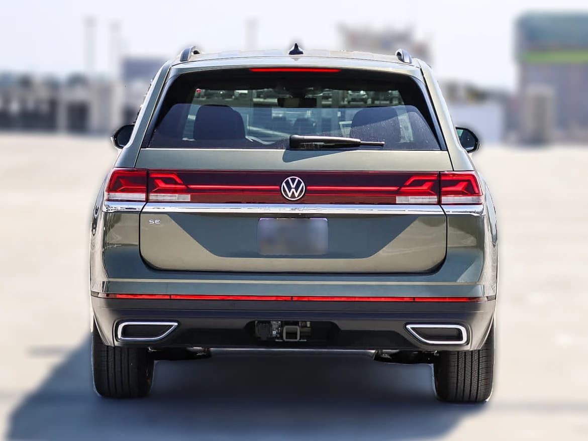 Volkswagen Atlas 2.0T SE w/Technology FWD 2026 — side view