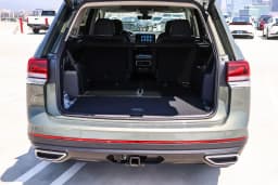 Volkswagen Atlas 2.0T SE w/Technology FWD 2026 — side view