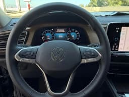 Volkswagen Atlas 2.0T SE w/Technology FWD 2026 — side view