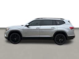 Volkswagen Atlas 2.0T SE w/Technology FWD 2026 — side view