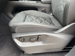 Volkswagen Atlas 2.0T SE w/Technology FWD 2026 — side view
