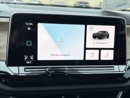 Volkswagen Atlas 2.0T SE w/Technology FWD 2026 — side view