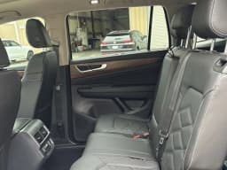 Volkswagen Atlas 2.0T SE w/Technology FWD 2026 — side view