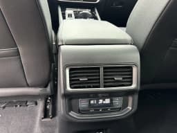 Volkswagen Atlas 2.0T SE w/Technology FWD 2026 — side view