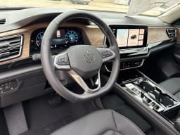 Volkswagen Atlas 2.0T SE w/Technology FWD 2026 — side view