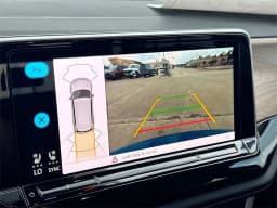 Volkswagen Atlas 2.0T SE w/Technology FWD 2025 — side view