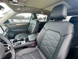 Volkswagen Atlas 2.0T SE w/Technology FWD 2025 — side view