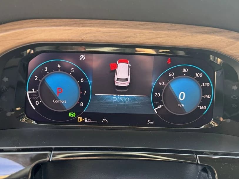 Volkswagen Atlas 2.0T SE w/Technology FWD 2025 — side view