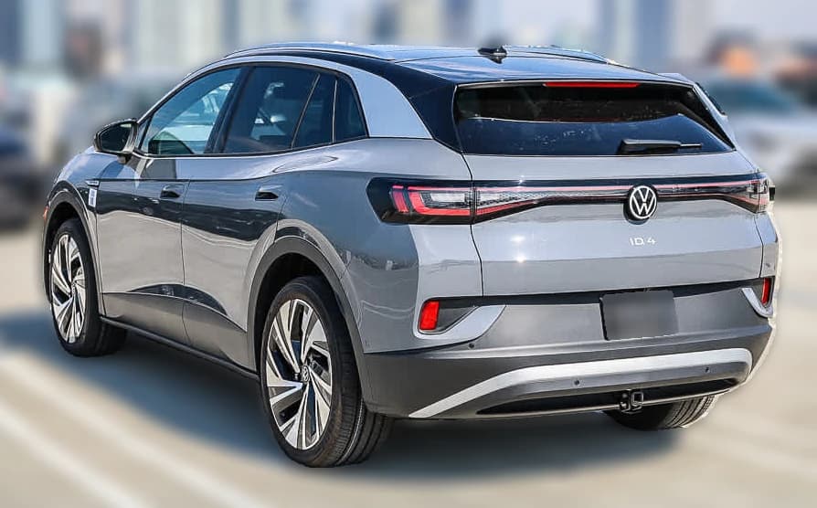 Volkswagen ID.4 Pro S Plus AWD 2025 — side view