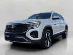 Volkswagen Atlas Cross Sport 2.0T SE w/Technology 4MOTION 2026 — side view