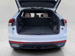 Volkswagen Atlas Cross Sport 2.0T SE w/Technology 4MOTION 2026 — side view