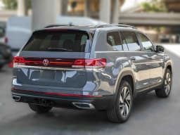 Volkswagen Atlas 2.0T SE w/Technology 4MOTION 2026 — side view