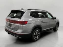 Volkswagen Atlas 2.0T SE w/Technology 4MOTION 2026 — side view
