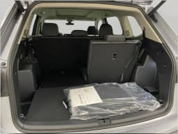Volkswagen Atlas 2.0T SE w/Technology 4MOTION 2026 — side view