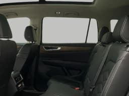 Volkswagen Atlas 2.0T SE w/Technology 4MOTION 2026 — side view