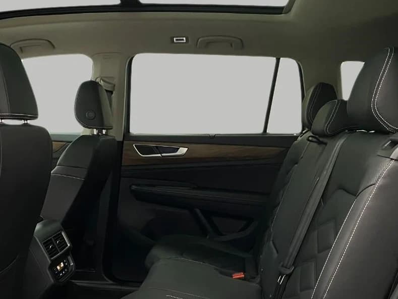 Volkswagen Atlas 2.0T SE w/Technology 4MOTION 2026 — side view