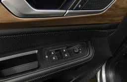 Volkswagen Atlas 2.0T SE w/Technology 4MOTION 2026 — side view