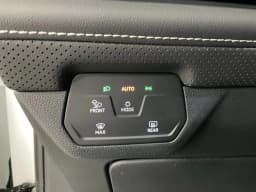 Volkswagen Atlas 2.0T SE w/Technology 4MOTION 2026 — side view